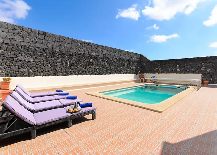 La Rubina Villa *